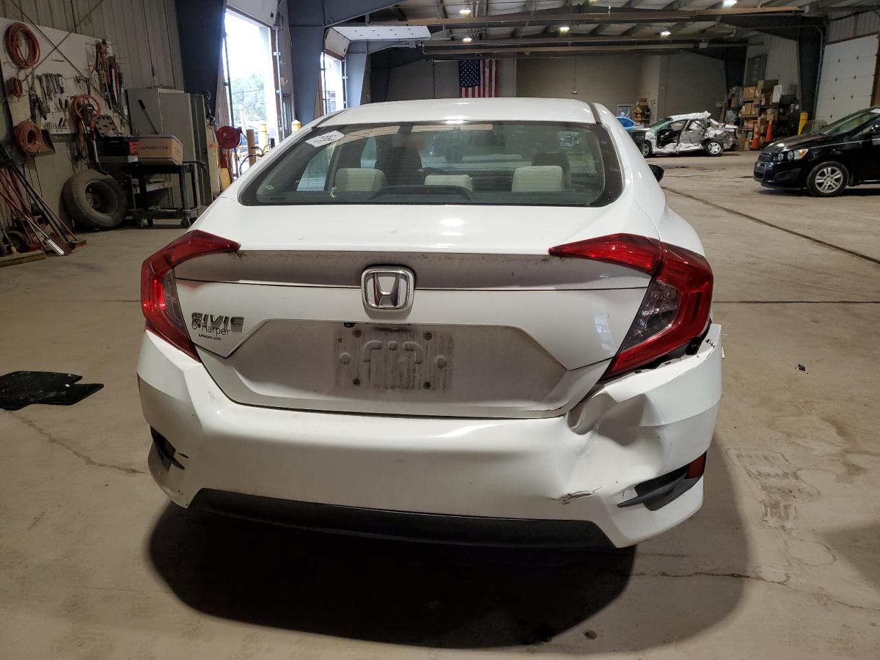 2HGFC2F50JH530080 2018 Honda Civic Lx