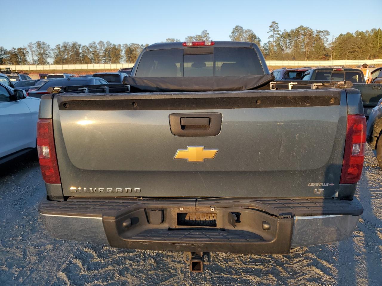 2013 Chevrolet Silverado - Image 6
