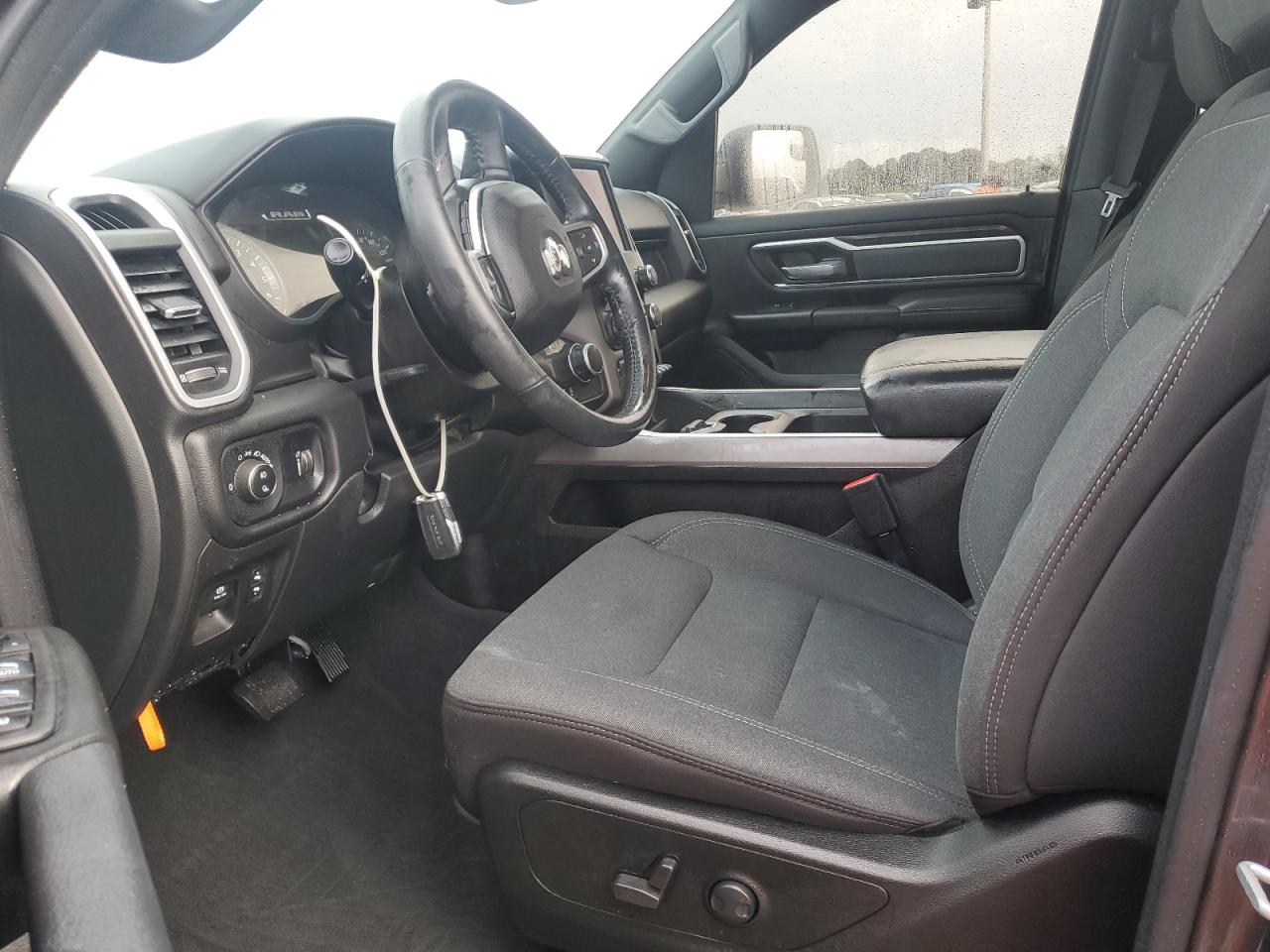 2022 RAM 1500 - Image 7