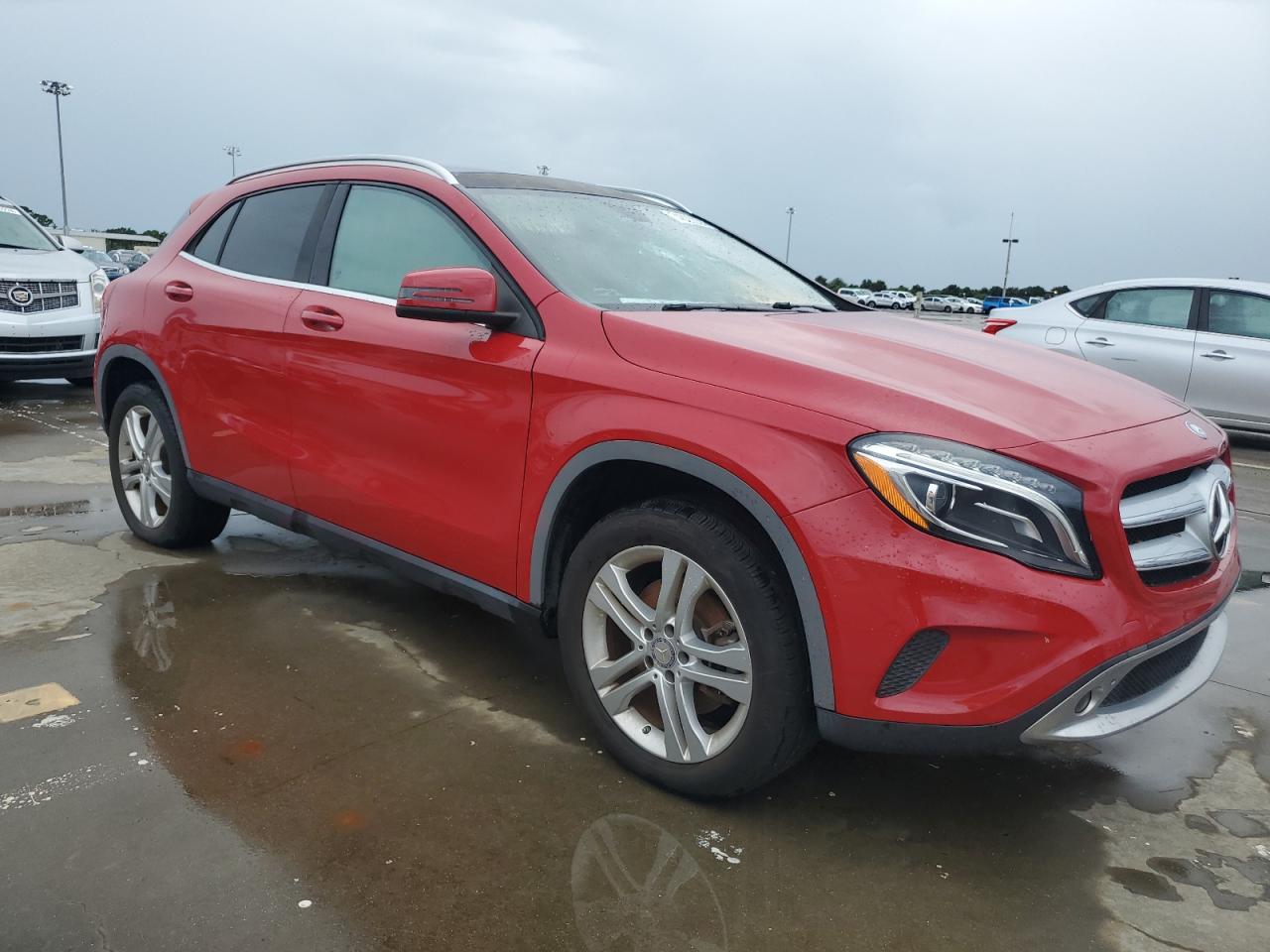 VIN WDCTG4EB9FJ138160 2015 MERCEDES-BENZ GLA-CLASS no.4