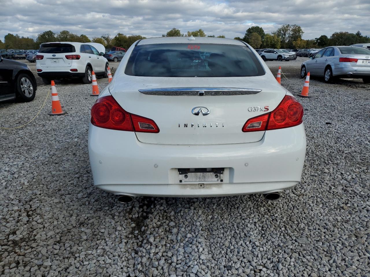 JN1CV6AR1BM411730 2011 Infiniti G37