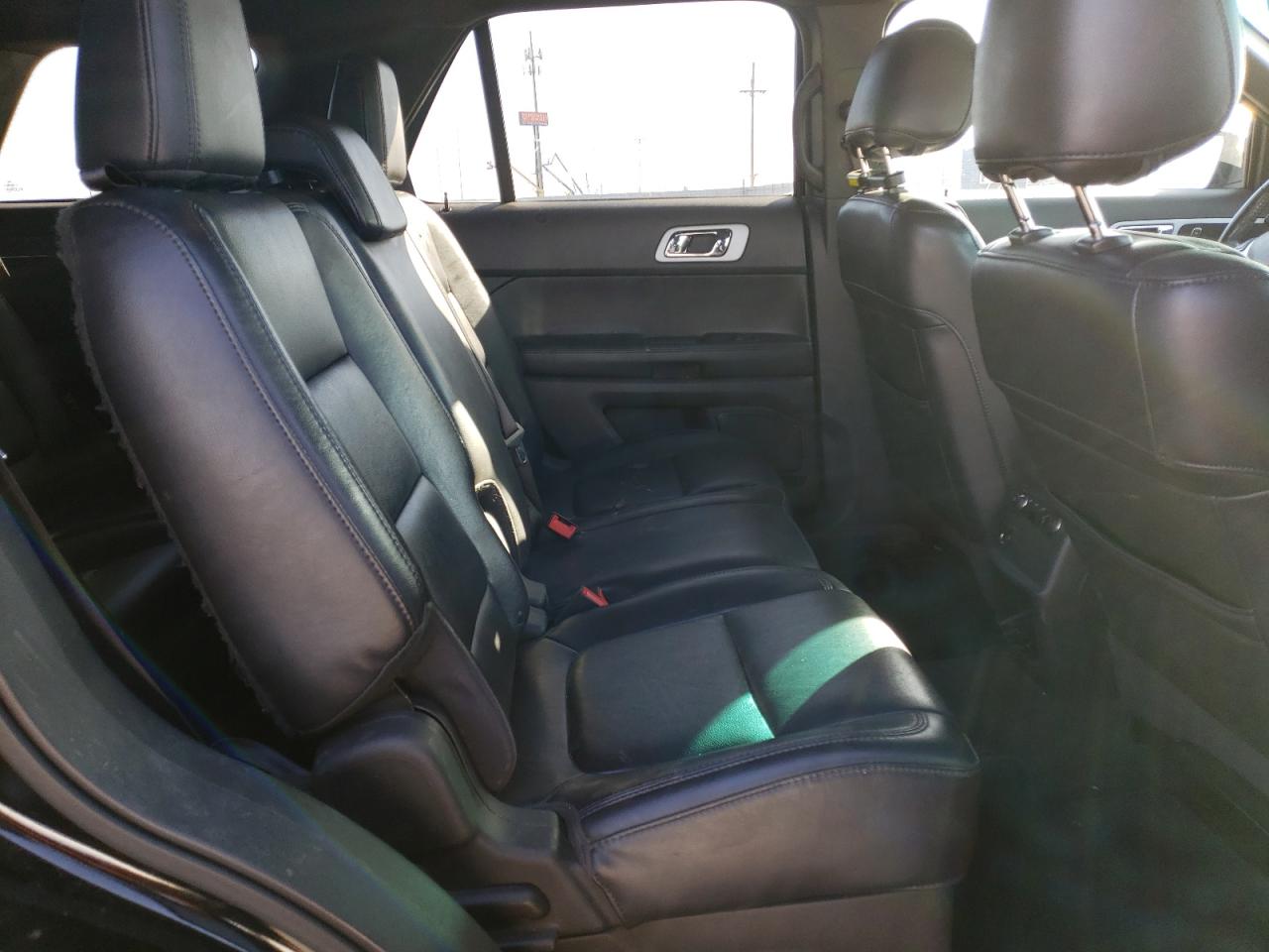 2012 Ford Explorer - Image 12