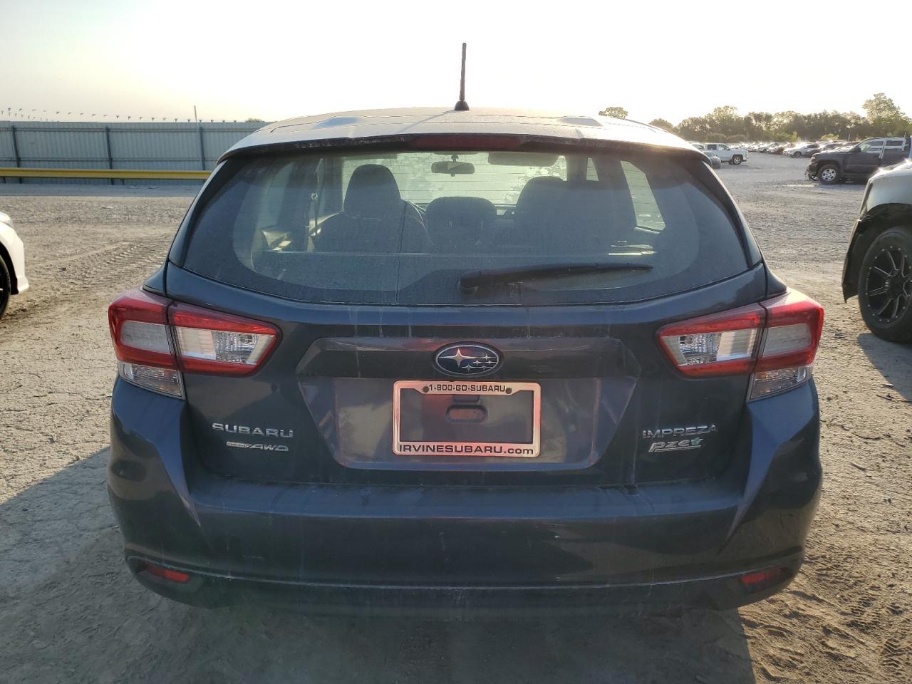 4S3GTAA61H3720822 2017 Subaru Impreza