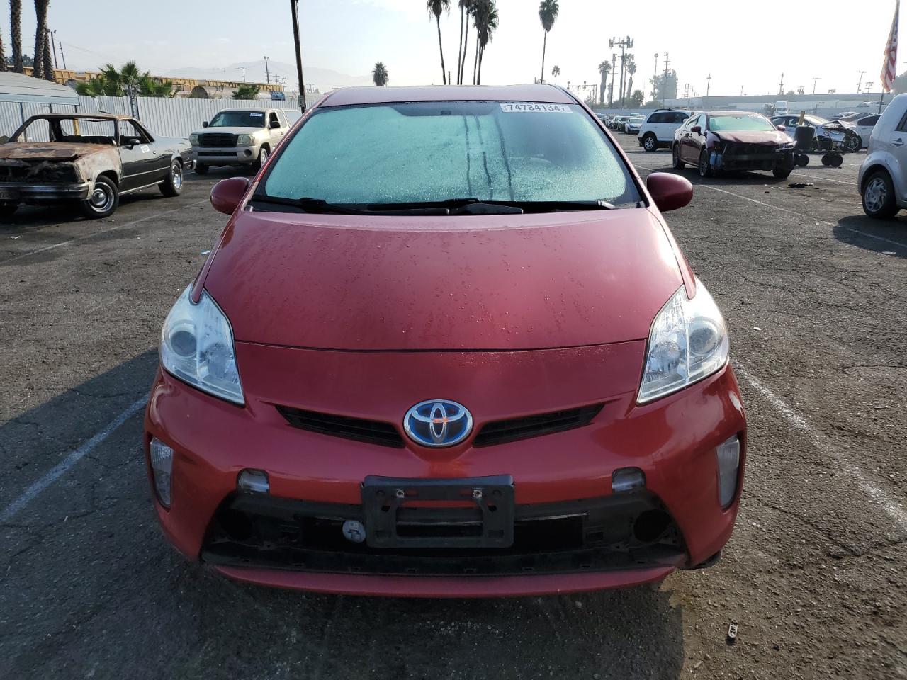 2014 Toyota Prius - Image 5