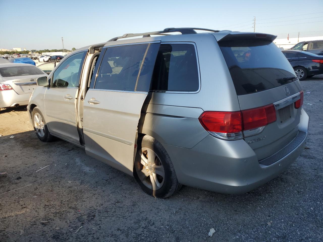 2008 Honda Odyssey Touring VIN: 5FNRL38958B014251 Lot: 77852214