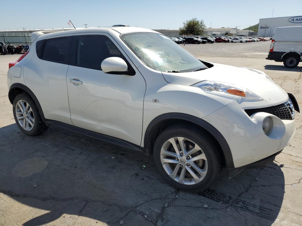 2013 Nissan Juke - Image 4