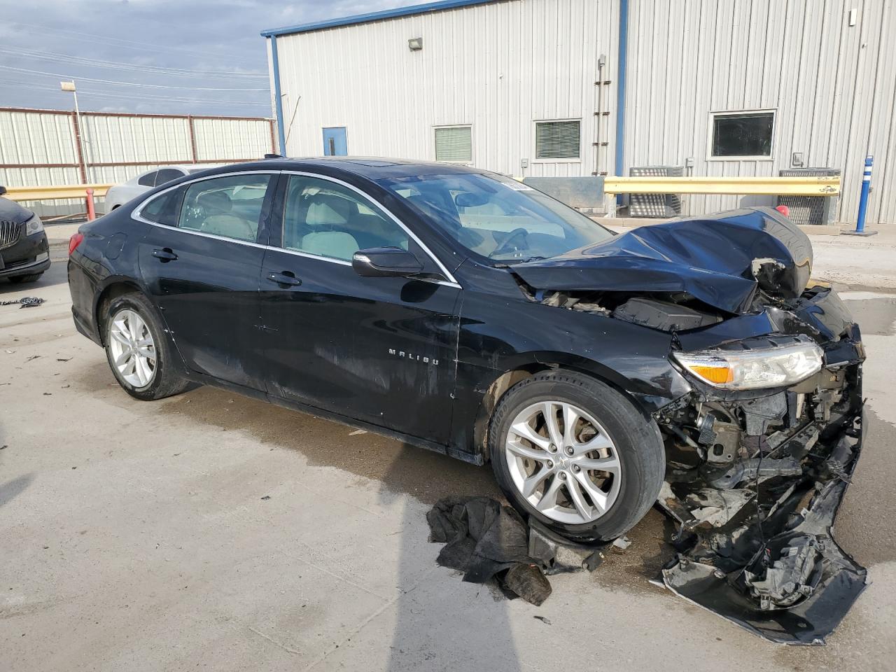 2018 Chevrolet Malibu - Image 4