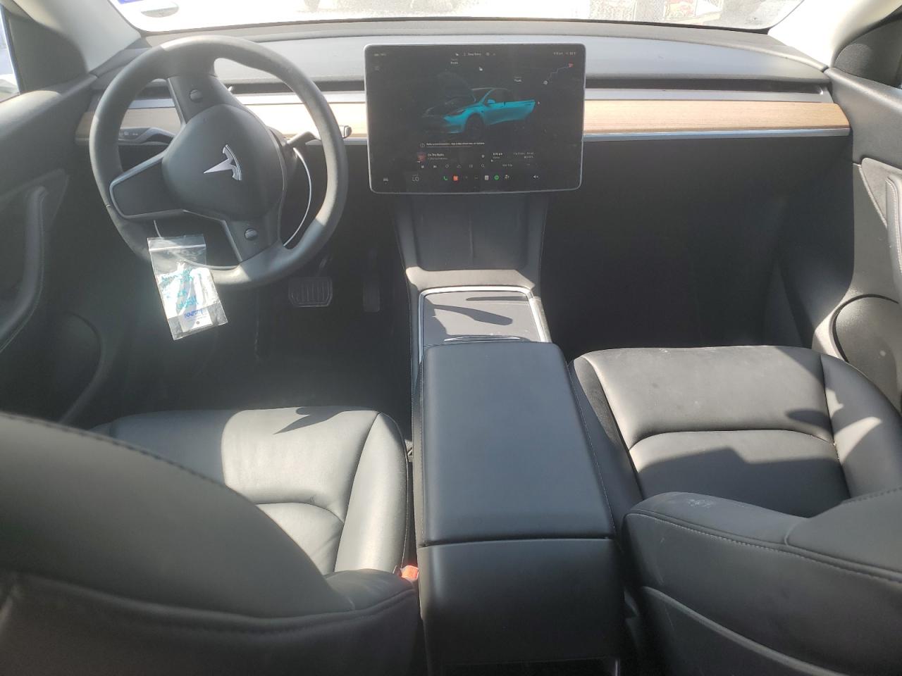 7SAYGDEE9NF437288 2022 Tesla Model Y