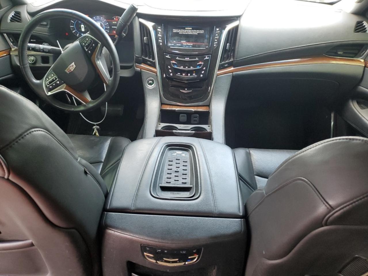 1GYS3HKJXHR265921 2017 Cadillac Escalade Esv Luxury