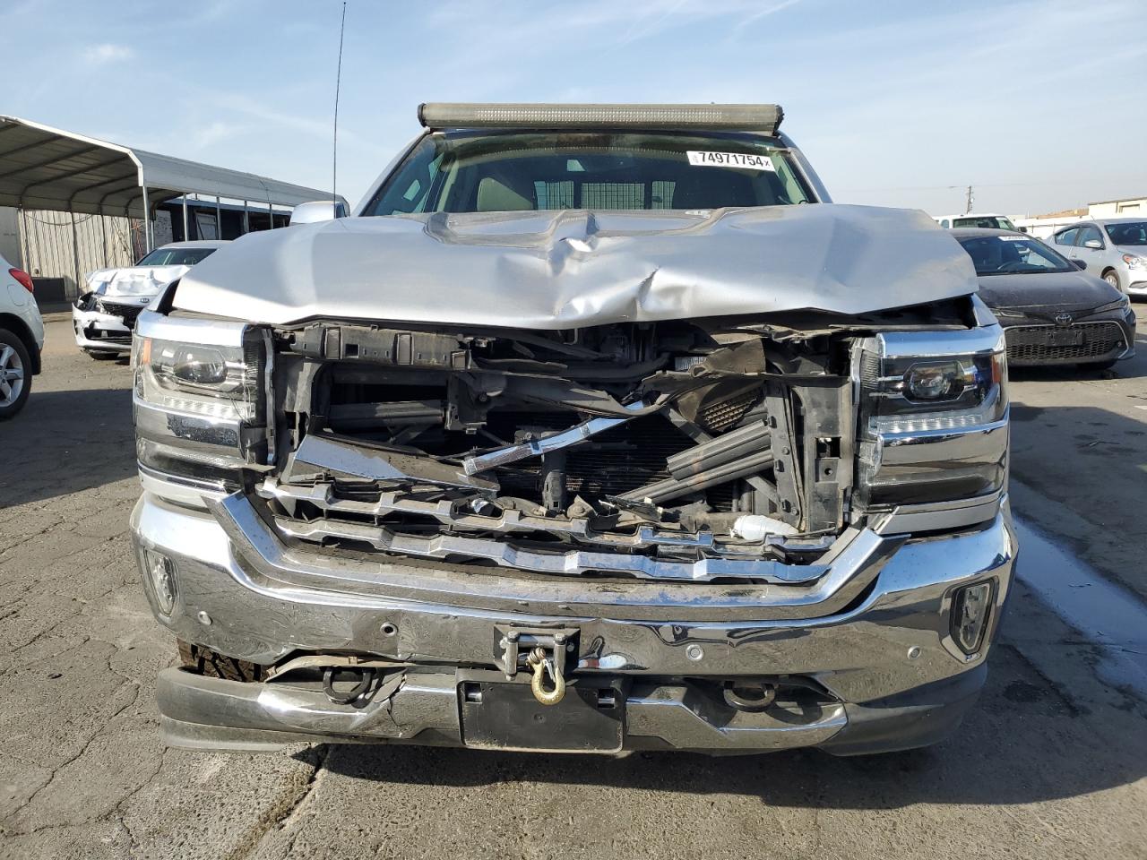 2018 Chevrolet Silverado - Image 5