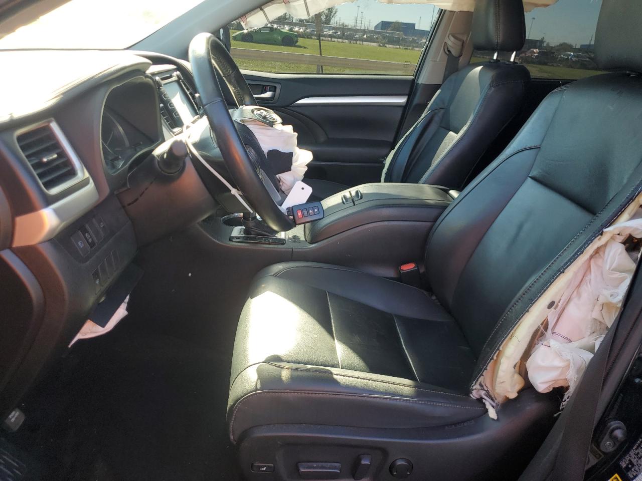 2019 Toyota Highlander - Image 7