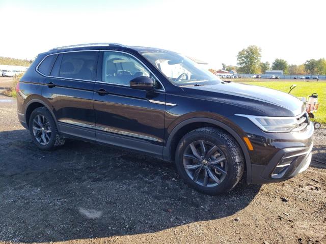 3VVMB7AX1PM009296 Volkswagen Tiguan SE 4