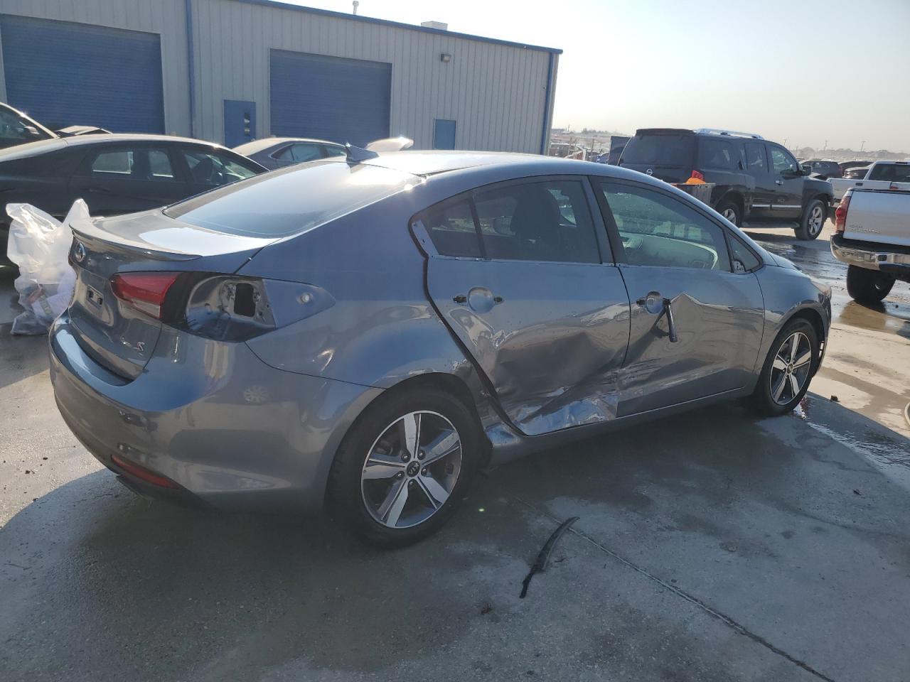2018 Kia Forte - Image 3