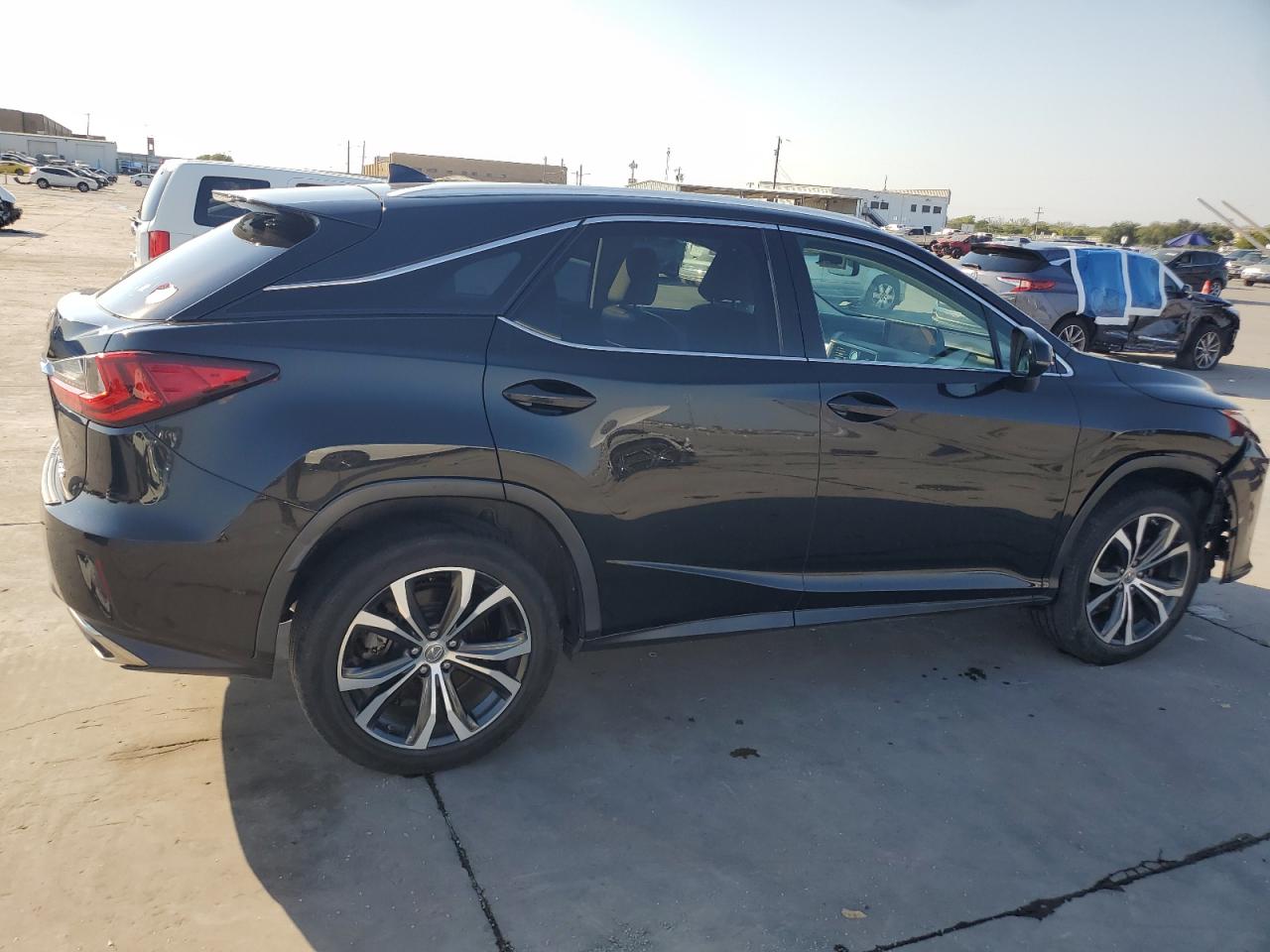 2017 Lexus RX - Image 3