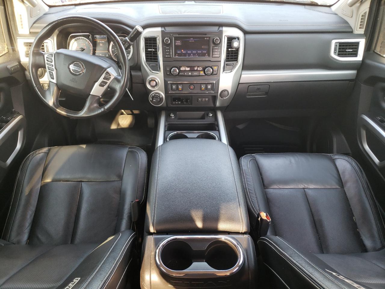 1N6BA1F49KN520190 2019 Nissan Titan Xd Sl