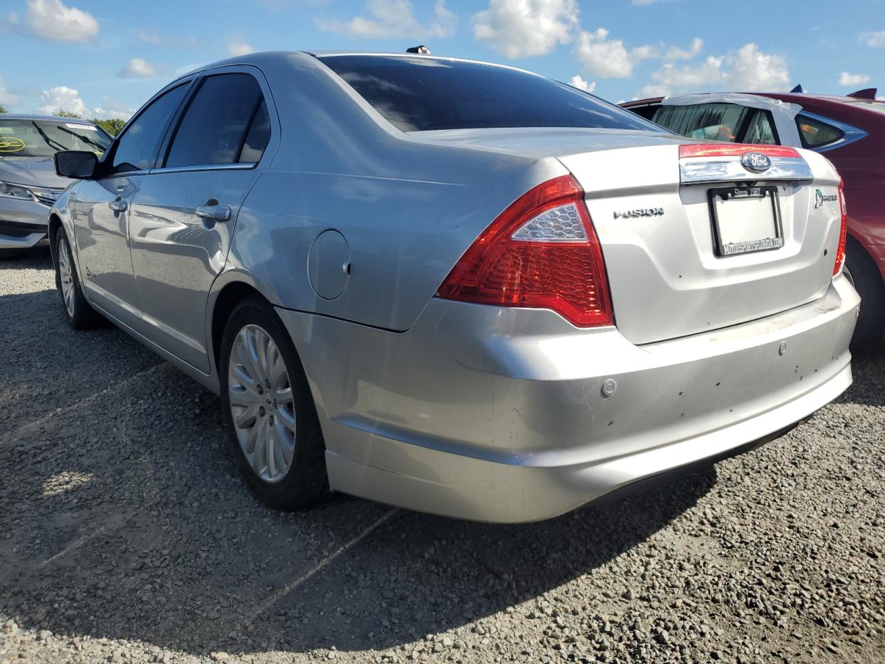 2011 Ford Fusion - Image 2