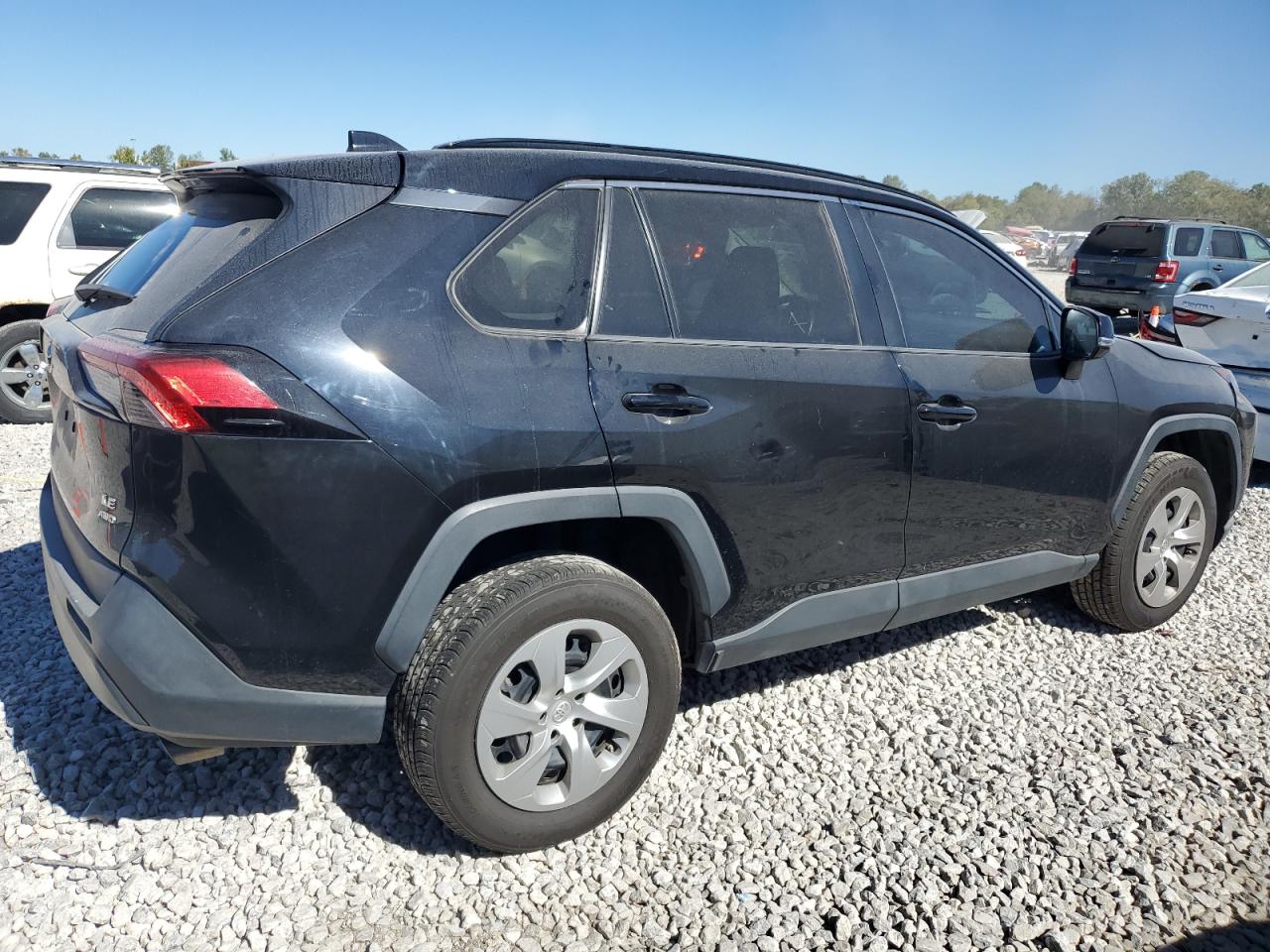 2019 Toyota RAV 4 - Image 3