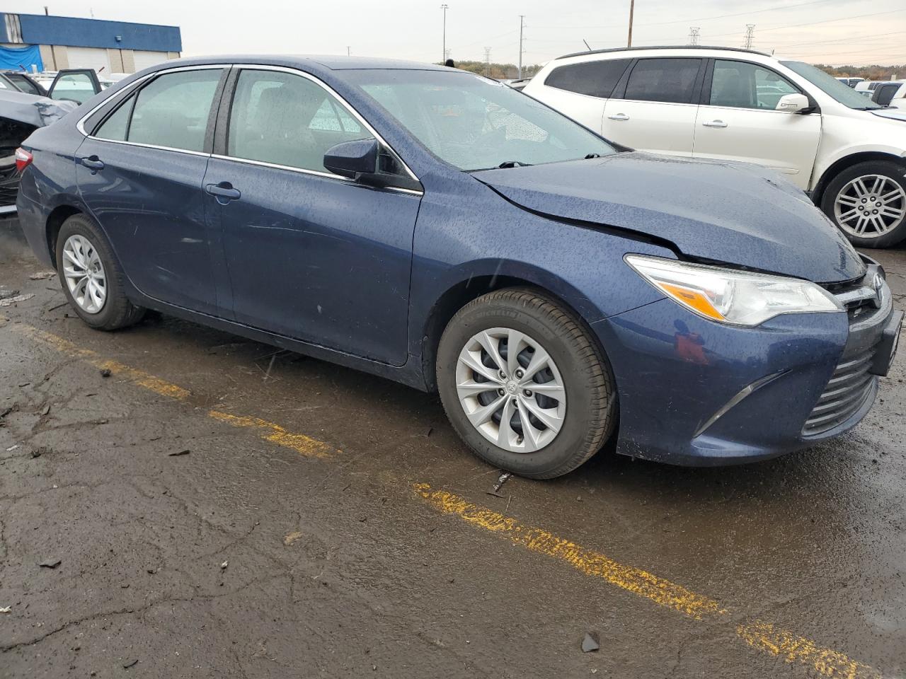 2015 Toyota Camry - Image 4