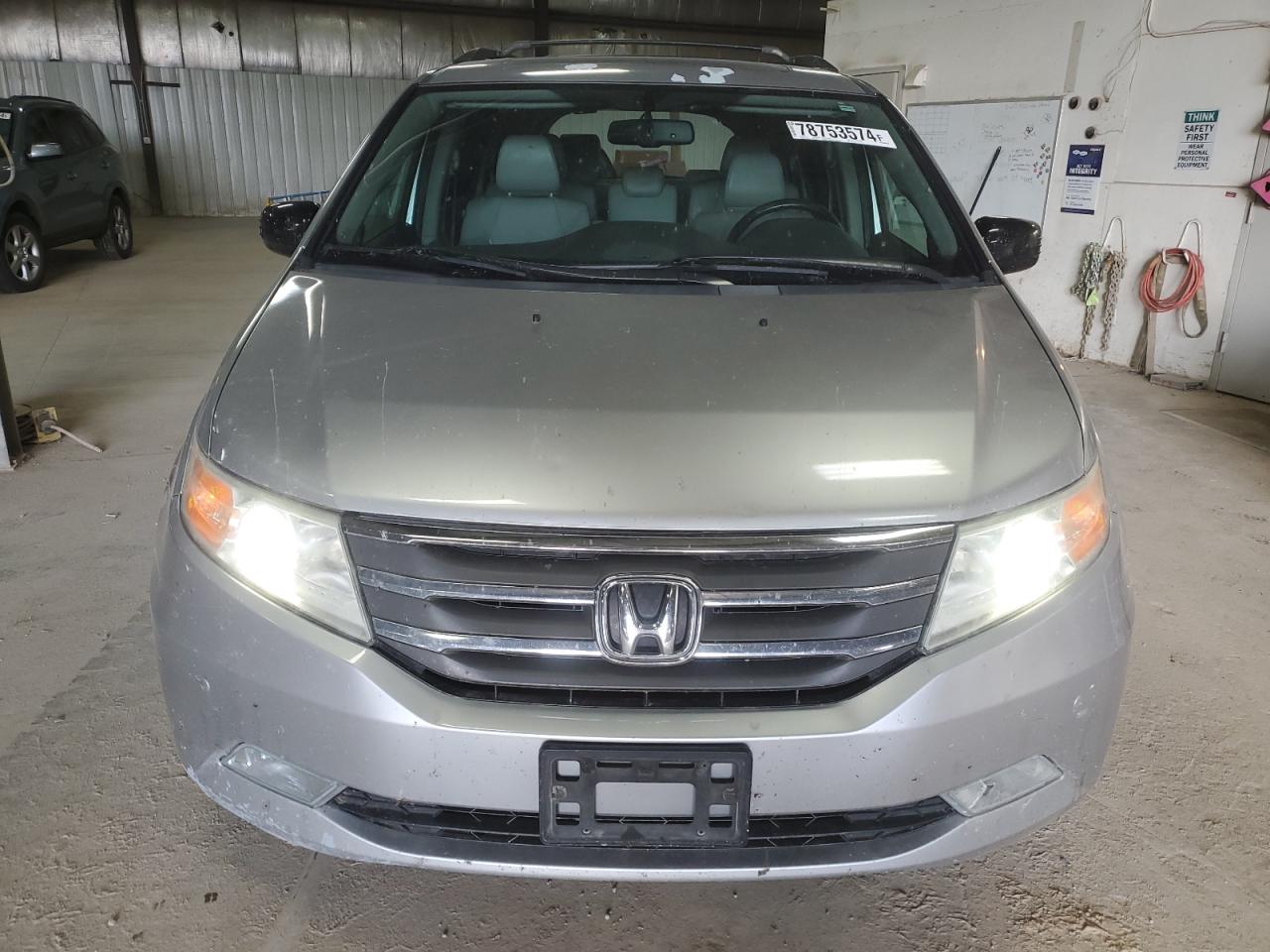 2012 Honda Odyssey - Image 5