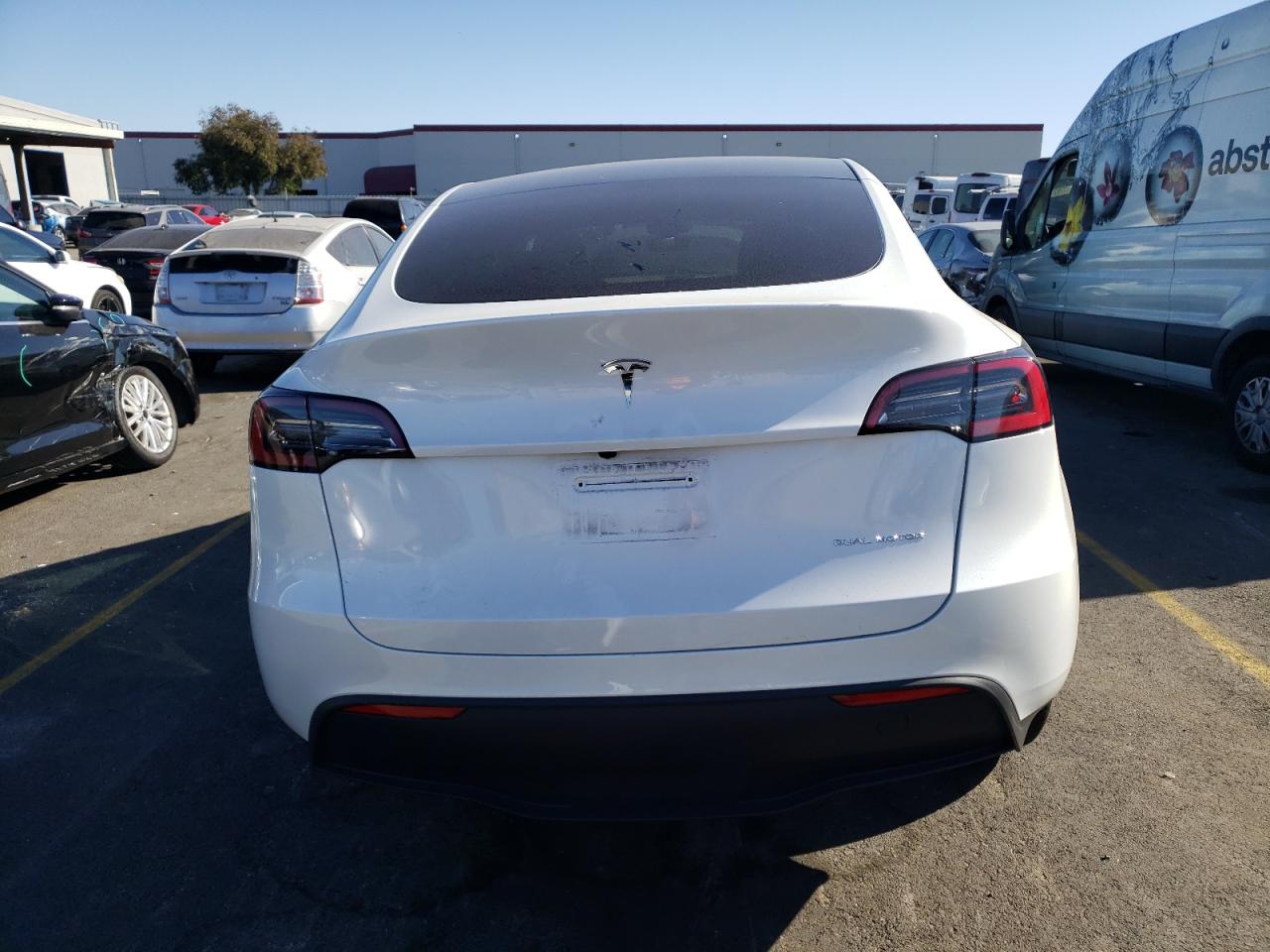 VIN 7SAYGDEE4RF982546 2024 TESLA MODEL Y no.6