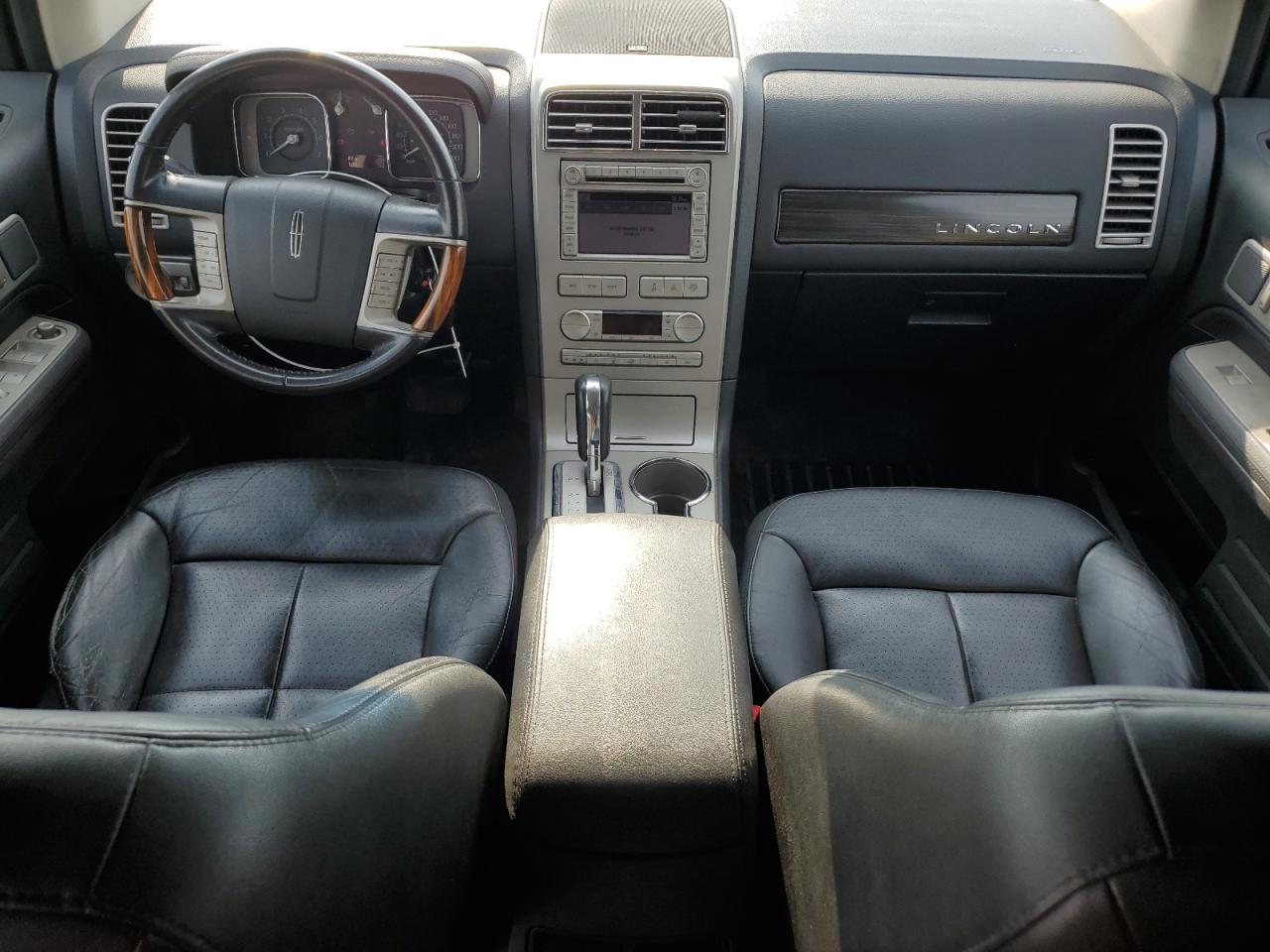 2007 Lincoln MKX - Image 8