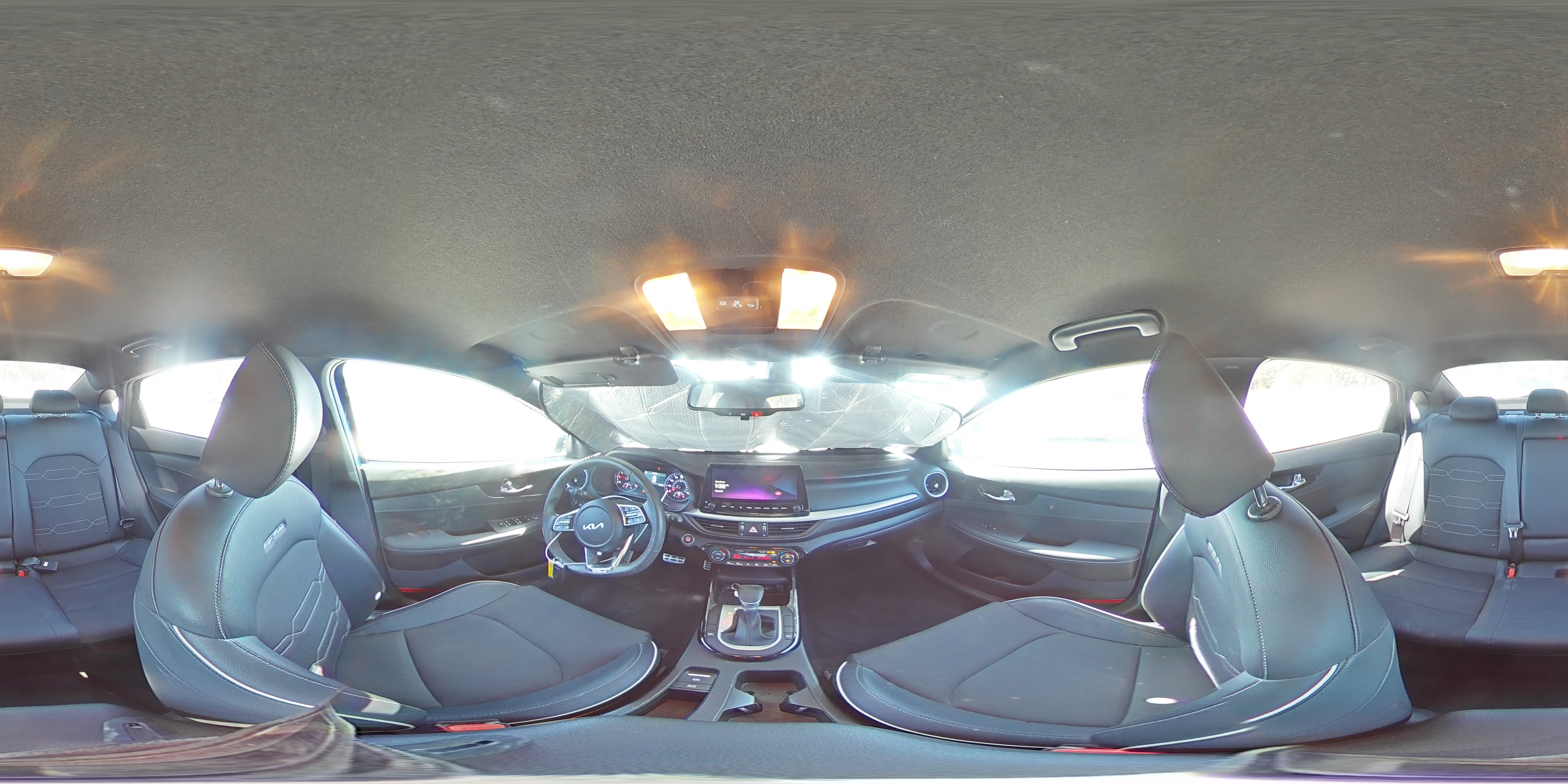 2023 Kia Forte - Image 11