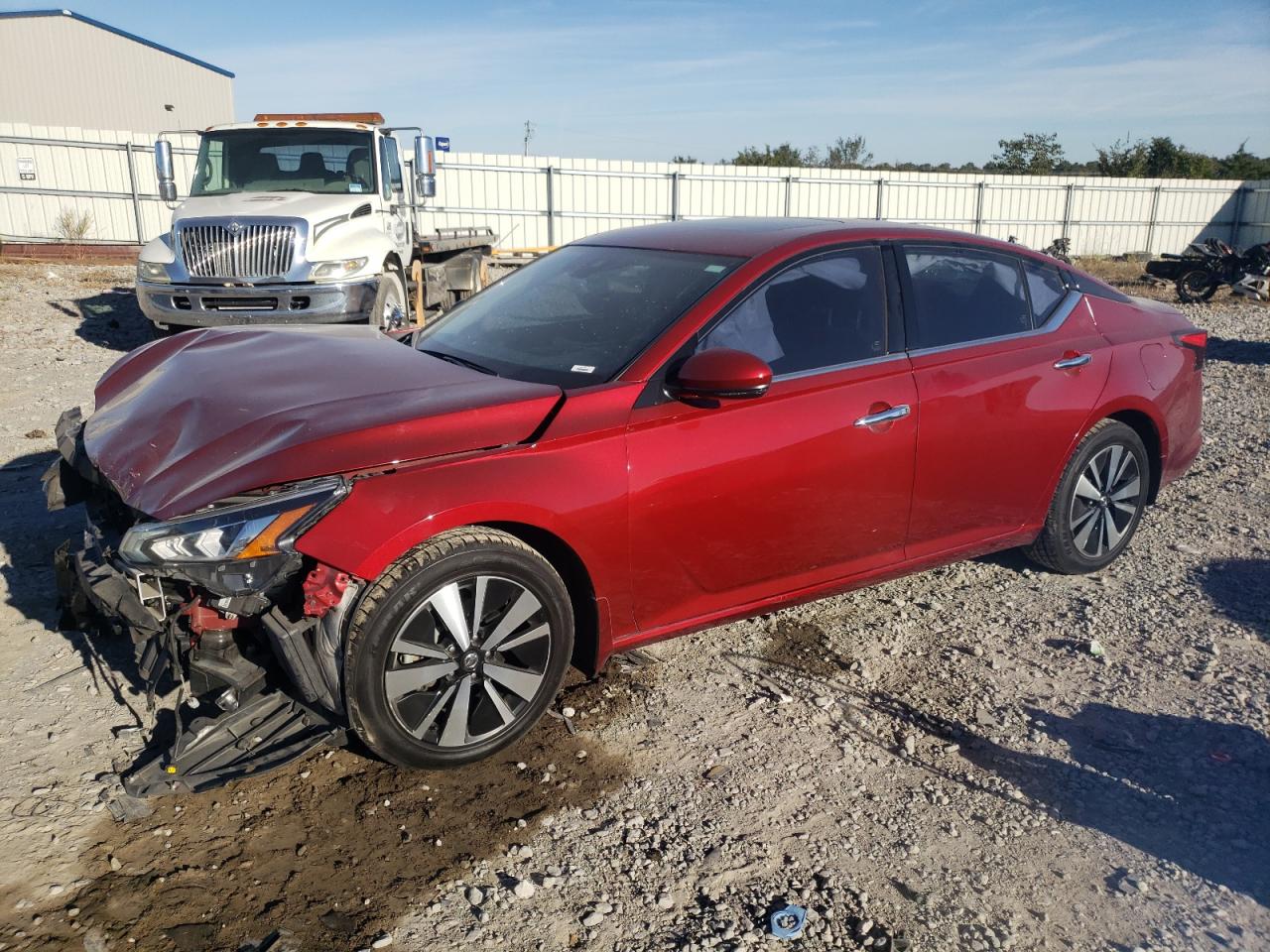 2020 Nissan Altima - Image 1
