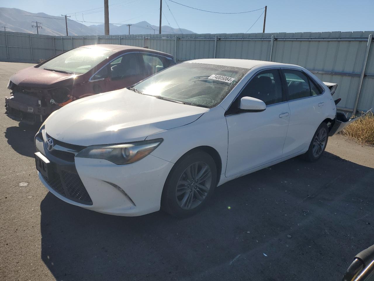 4T1BF1FK4GU228538 2016 TOYOTA CAMRY - Image 1