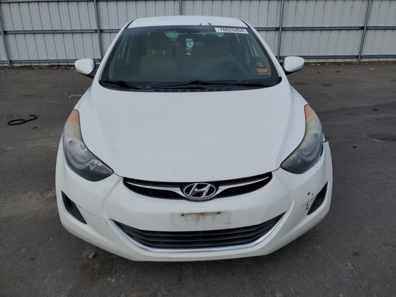 2013 Hyundai Elantra - Image 5