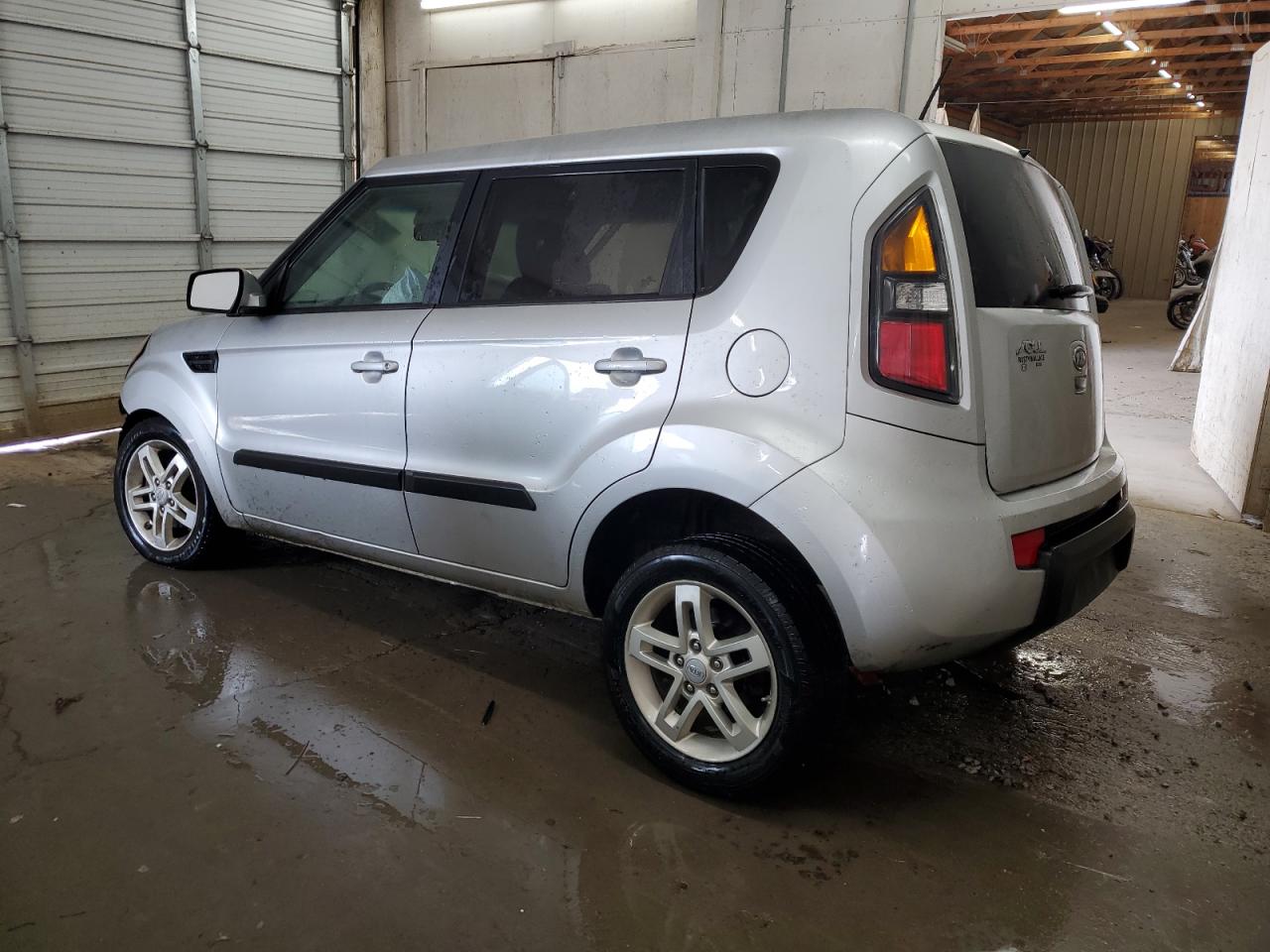 2011 Kia Soul - Image 2