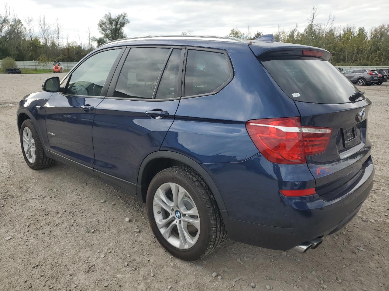 5UXWX7C52H0S19641 2017 BMW X3 - Image 2