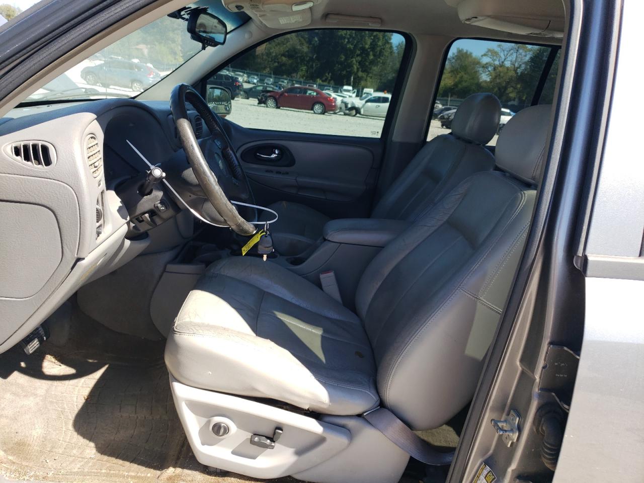 2005 Chevrolet Trailblazer Ls VIN: 1GNDT13SX52168517 Lot: 74300604