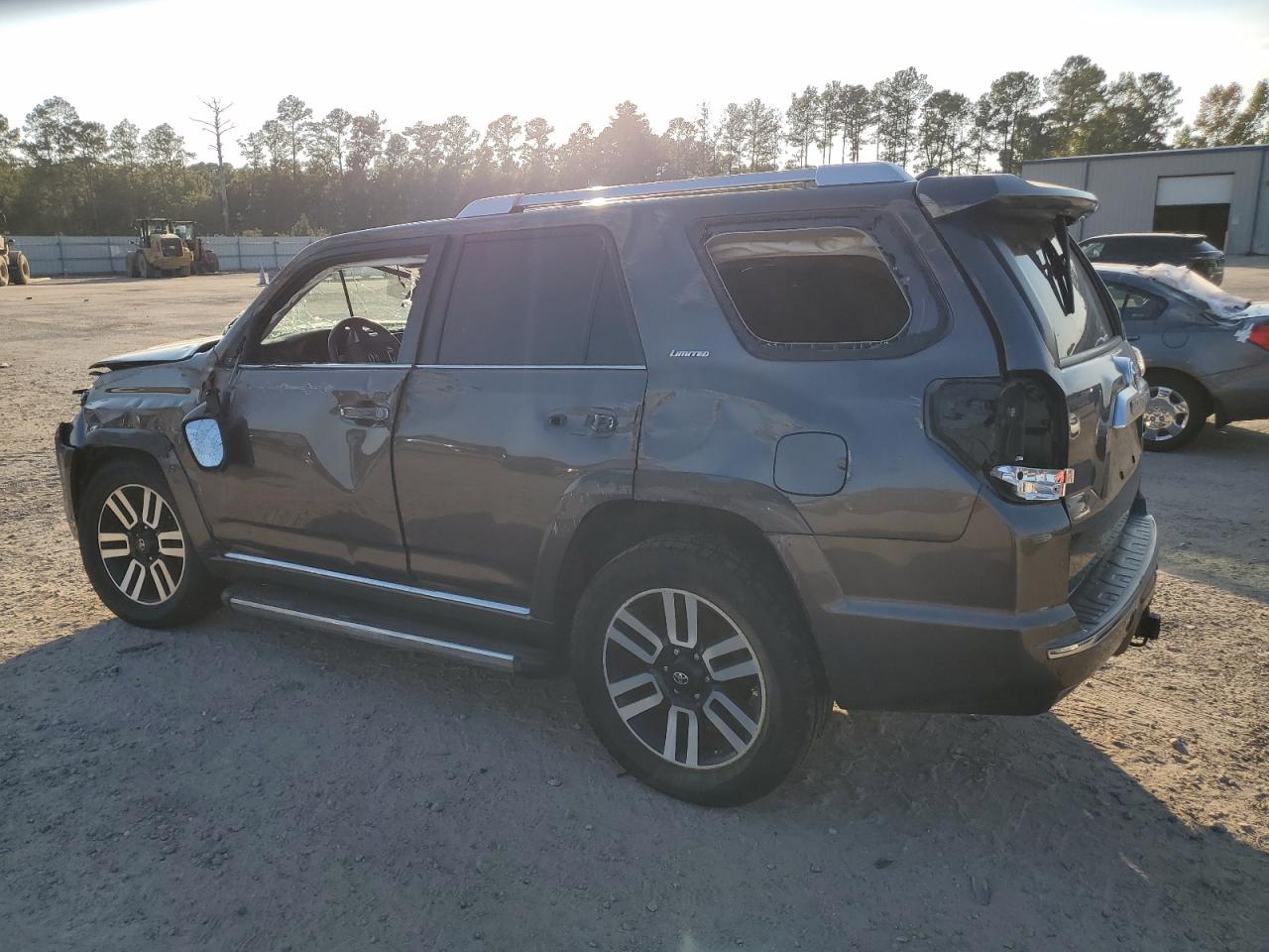 2015 Toyota 4Runner - Image 2