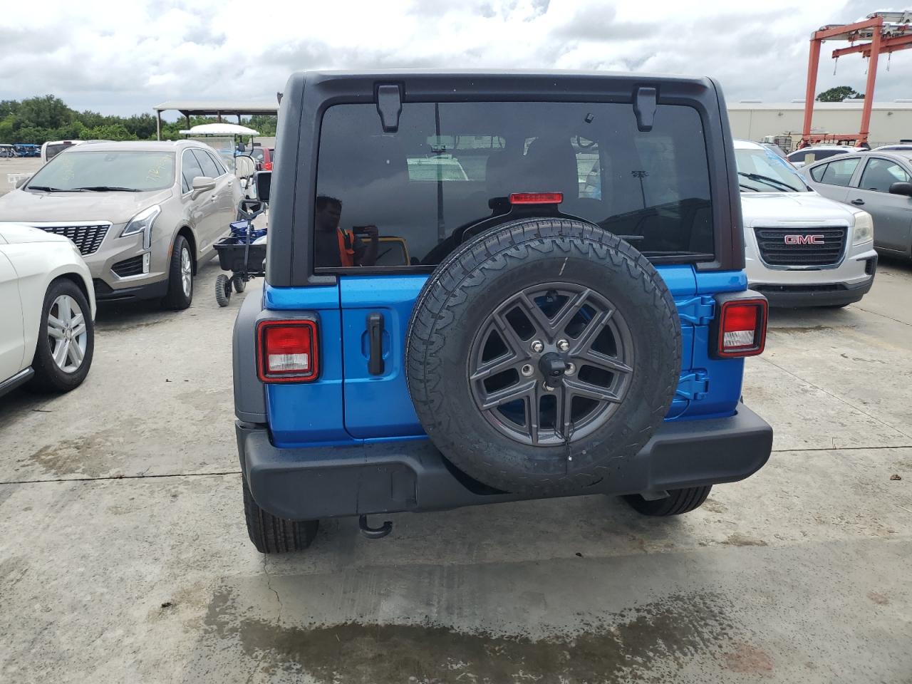 2024 Jeep Wrangler Sport VIN: 1C4PJXDG8RW261642 Lot: 75058154