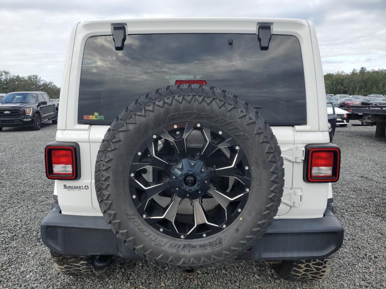 2020 Jeep Wrangler Unlimited Sahara VIN: 1C4HJXEN5LW188285 Lot: 75163364