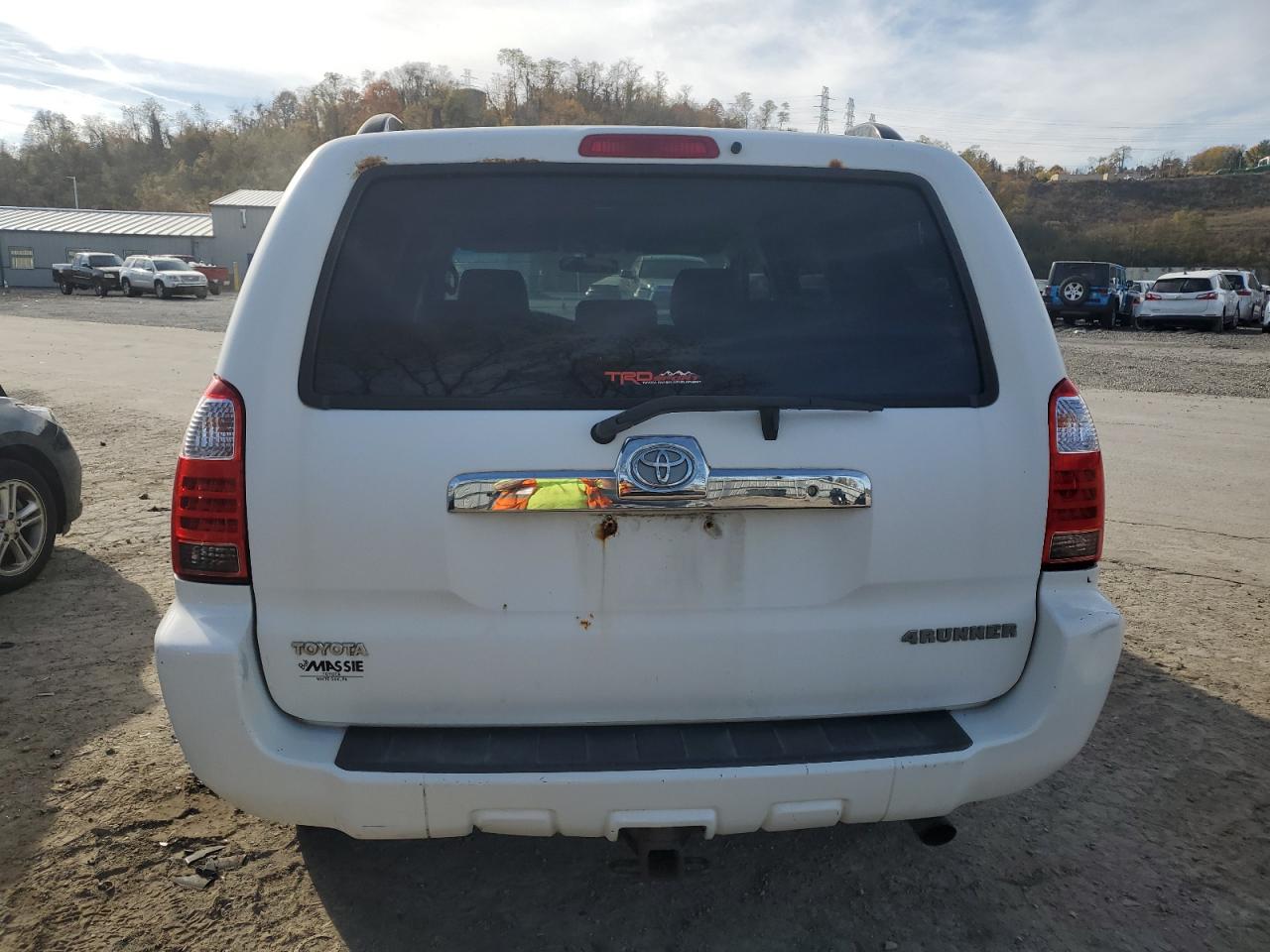 2008 Toyota 4Runner Sr5 VIN: JTEBU14R98K031335 Lot: 78143454