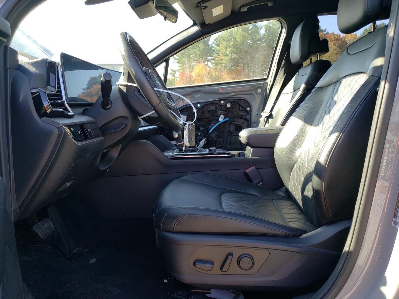 2023 Kia Sportage - Image 7