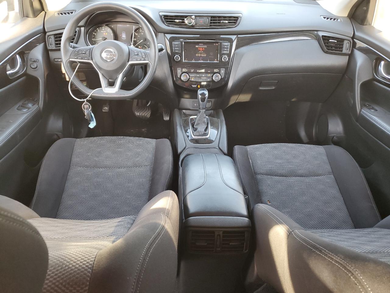2019 Nissan Rogue - Image 8