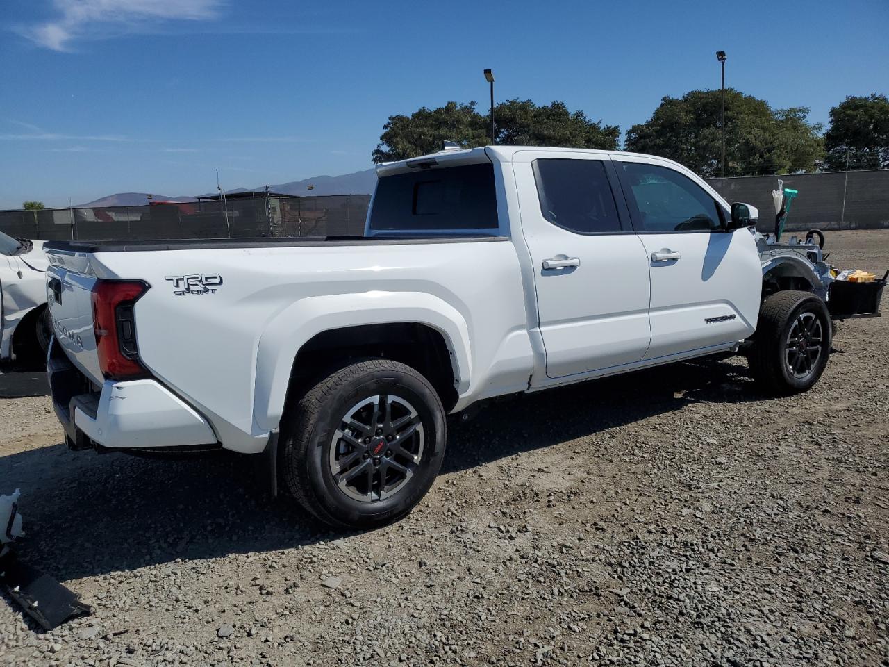 3TMLB5JN7RM023526 2024 Toyota Tacoma Double Cab