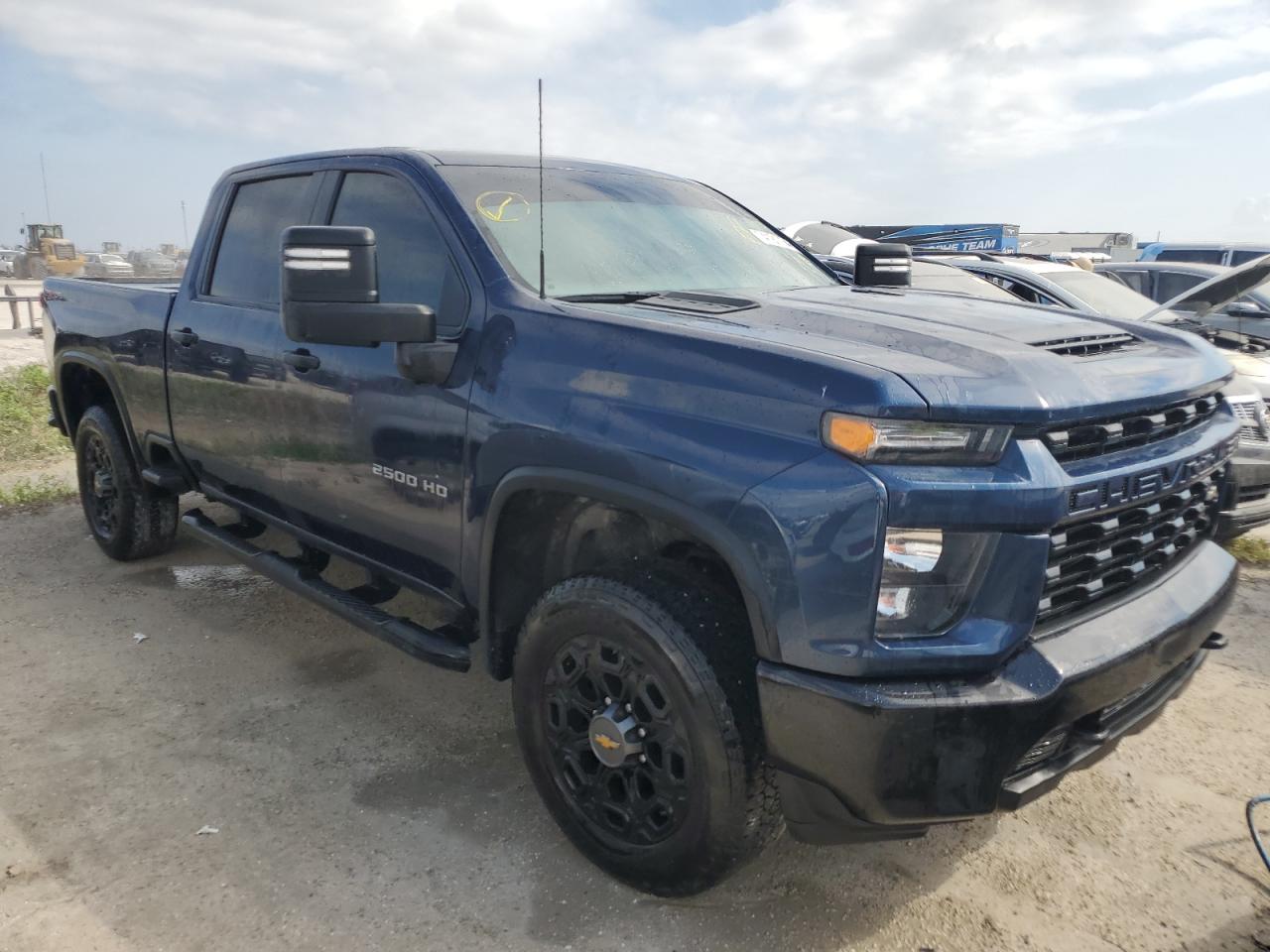 2023 Chevrolet Silverado - Image 4