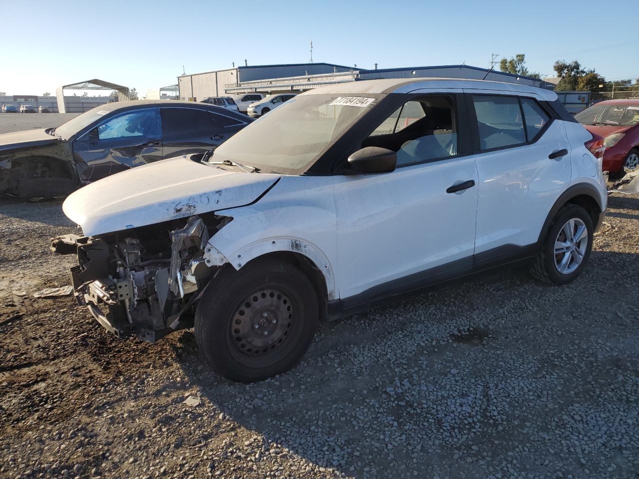 VIN 3N1CP5BV4LL528925 2020 NISSAN KICKS no.1