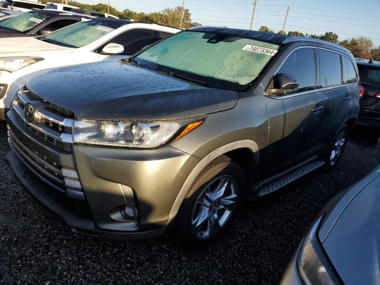 2019 Toyota Highlander Limited VIN: 5TDYZRFH7KS335752 Lot: 74073364