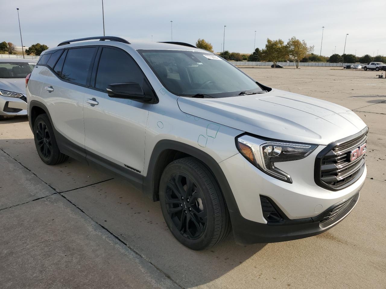2021 GMC Terrain - Image 4