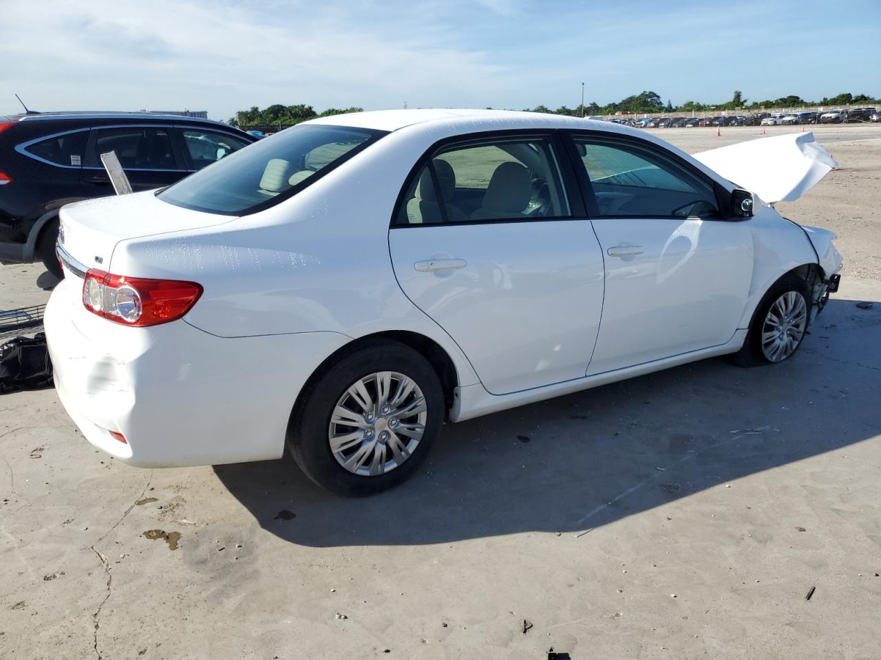 2011 Toyota Corolla Base VIN: JTDBU4EE5B9137975 Lot: 75643424