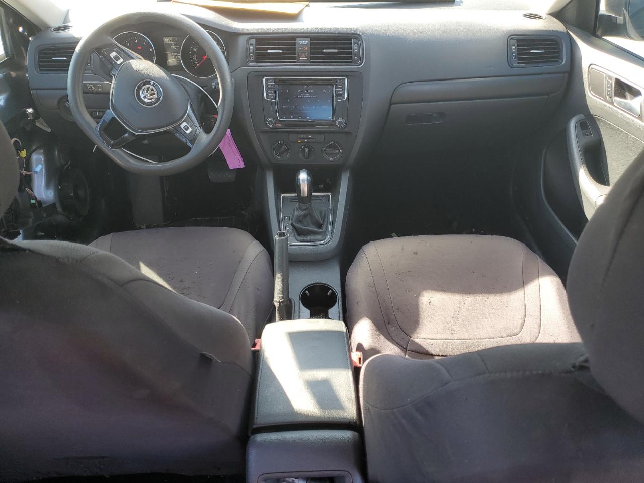 2016 Volkswagen Jetta - Image 8