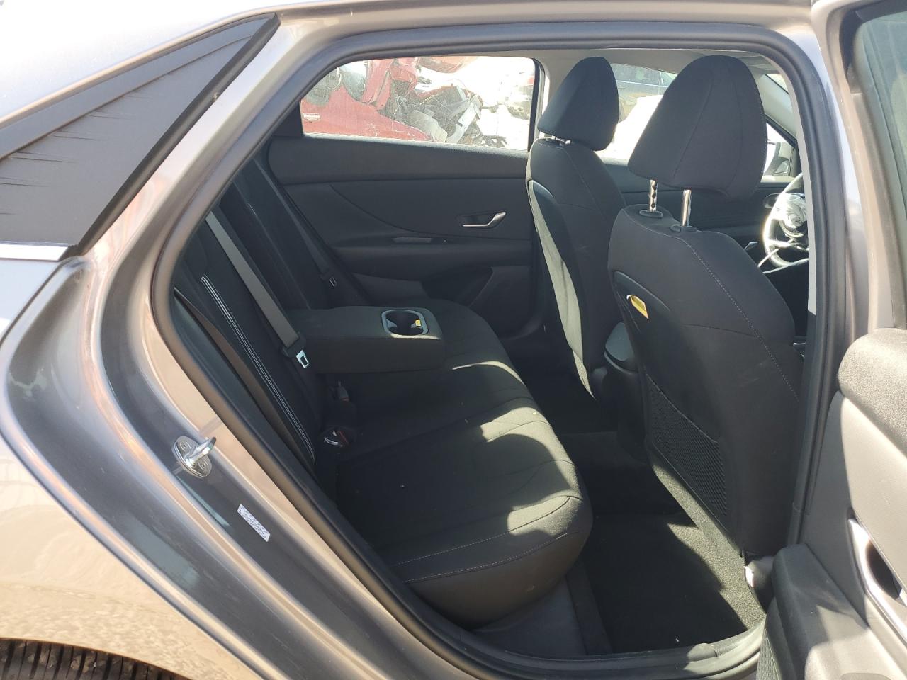 2021 Hyundai Elantra - Image 10