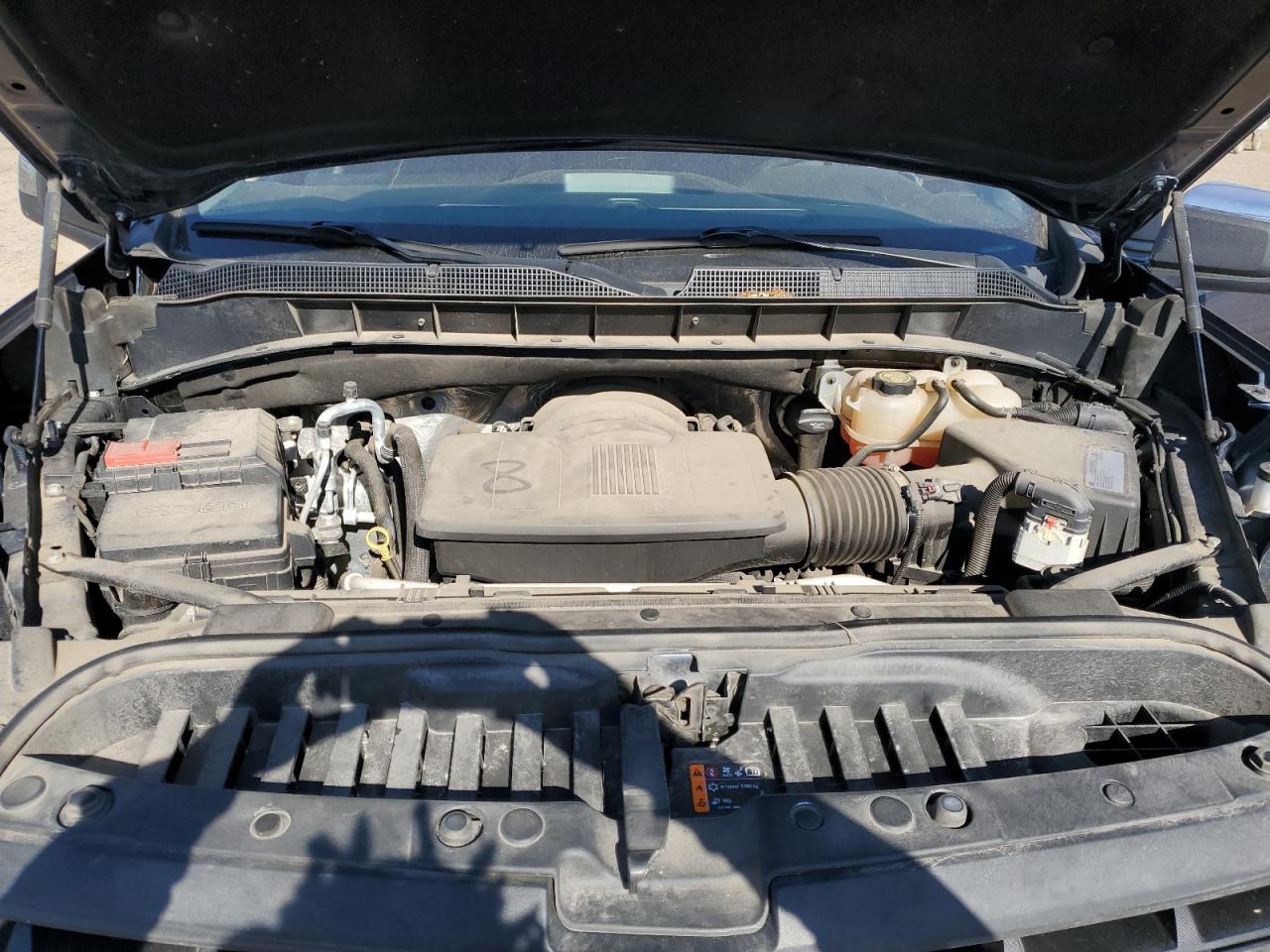 2019 Chevrolet Silverado - Image 12