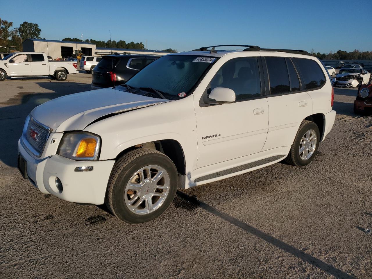 2009 GMC Envoy - Image 1
