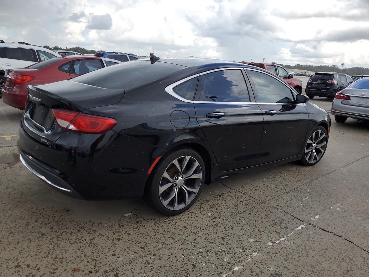 1C3CCCCB5FN668279 2015 Chrysler 200 C