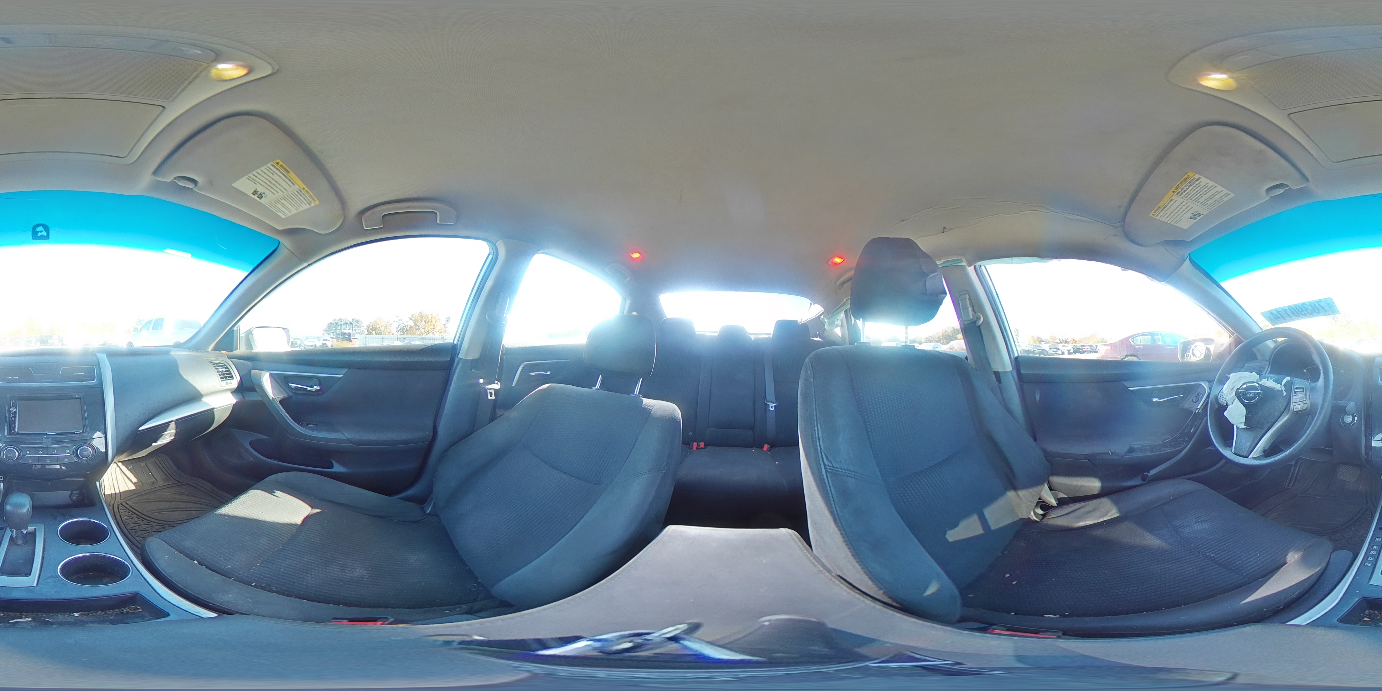 2015 Nissan Altima - Image 13